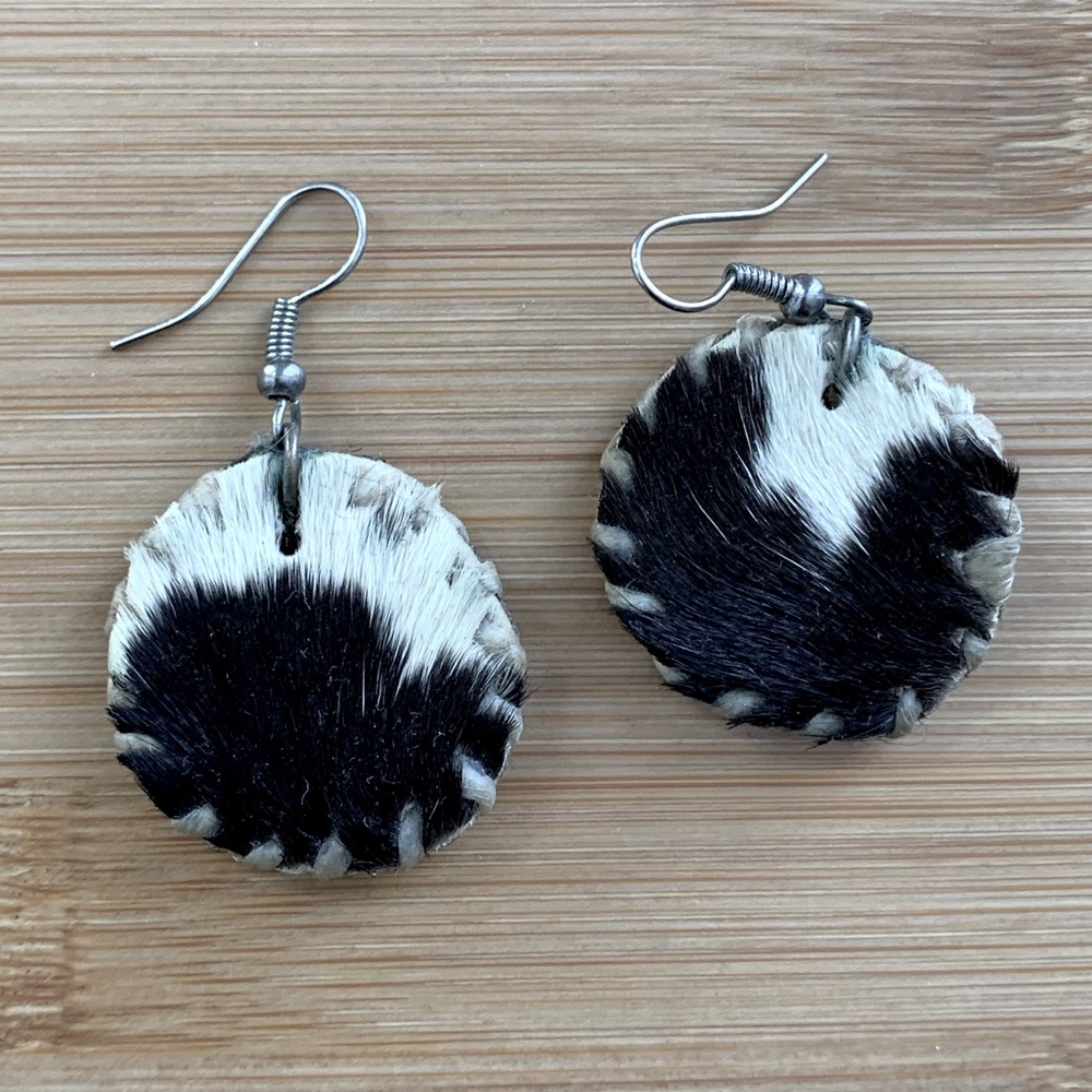 Leather earrings